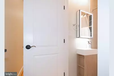 1126 Columbia Road NW #2, Washington, DC 20009 - Photo 17