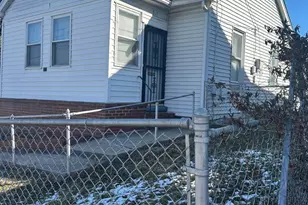 917 47th Pl NE, Washington, DC 20019 - Photo 1