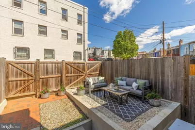 409 Columbia Road NW, Washington, DC 20001 - Photo 19