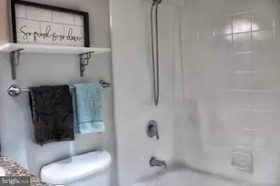 777 7th St NW, Washington, DC 20001 - Photo 19