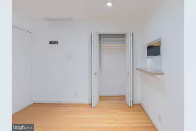 1316 New Hampshire Avenue NW #503, Washington, DC 20036 - Photo 11