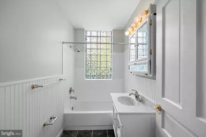 221 M Street NW, Washington, DC 20001 - Photo 21