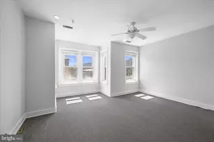 221 M St NW, Washington, DC 20001 - Photo 15