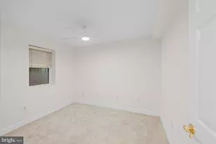 221 M St NW, Washington, DC 20001 - Photo 29