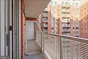 1000 New Jersey Ave SE, Washington, DC 20003 - Photo 13