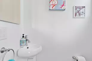 1813 Bay St SE, Washington, DC 20003 - Photo 13