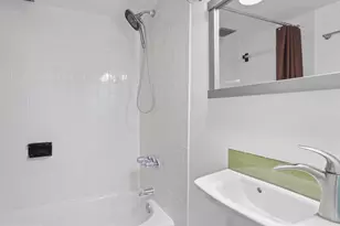 1813 Bay St SE, Washington, DC 20003 - Photo 25