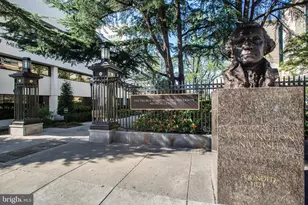 2201 L St NW, Washington, DC 20037 - Photo 31