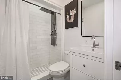 729 NW Kenyon Street NW, Washington, DC 20010 - Photo 11