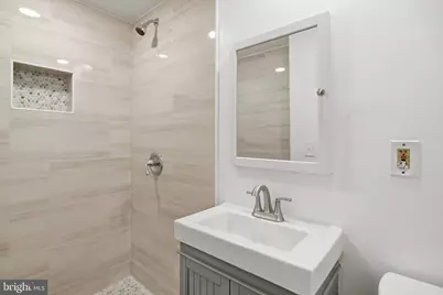 633 Irving Street NW, Washington, DC 20010 - Photo 19