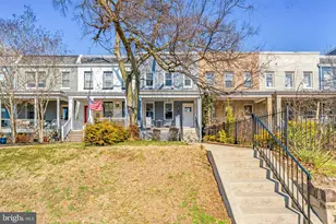 1628 Massachusetts Ave SE, Washington, DC 20003 - Photo 39