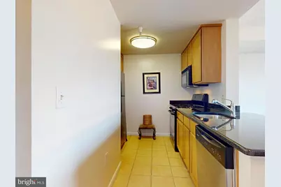 355 I Street SW #626, Washington, DC 20024 - Photo 9