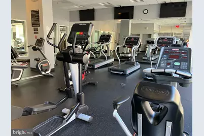 355 I Street SW #626, Washington, DC 20024 - Photo 29