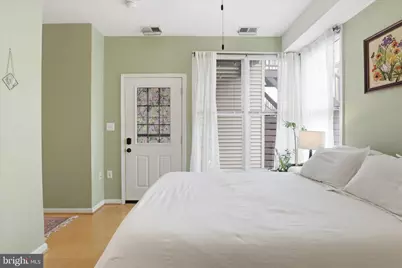257 14th Street SE #B, Washington, DC 20003 - Photo 13