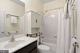 257 14th St SE, Washington, DC 20003 - Photo 11