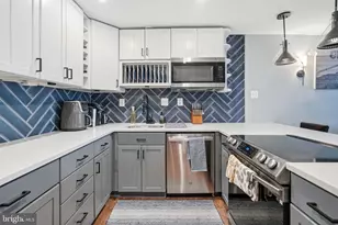 1712 Corcoran St NW, Washington, DC 20009 - Photo 13