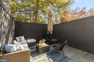 1561 33rd St NW, Washington, DC 20007 - Photo 9