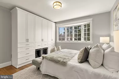 1561 33rd Street NW, Washington, DC 20007 - Photo 15