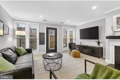 1409 South Capitol Street SW, Washington, DC 20003 - Photo 7