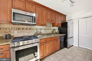 2633 Adams Mill Rd NW, Washington, DC 20009 - Photo 11