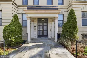 2633 Adams Mill Rd NW, Washington, DC 20009 - Photo 3