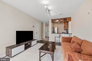 1330 New Hampshire Ave NW, Washington, DC 20036 - Photo 3