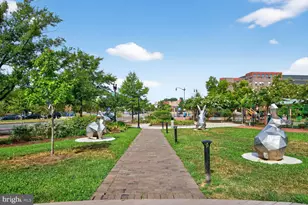 905 South Carolina Ave SE, Washington, DC 20003 - Photo 25