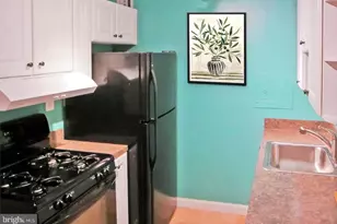 2030 NW F Street NW, Washington, DC 20006 - Photo 7