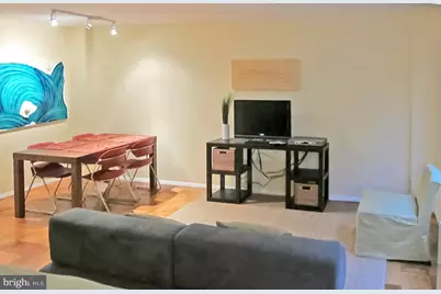 2030 NW F Street NW #211, Washington, DC 20006 - Photo 5