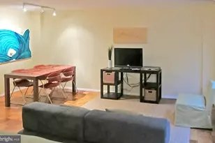 2030 NW F Street NW, Washington, DC 20006 - Photo 5