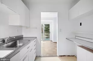 4201 Cathedral Ave NW, Washington, DC 20016 - Photo 11