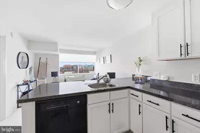 800 4th Street SW #N717, Washington, DC 20024 - Photo 9