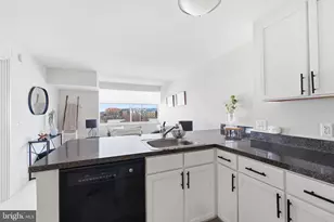 800 4th St SW, Washington, DC 20024 - Photo 9