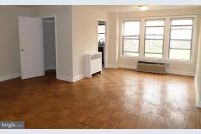 2500 Q Street NW #229, Washington, DC 20007 - Photo 13