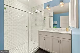 1109 M St NW, Washington, DC 20005 - Photo 33