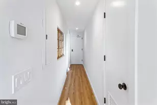 2465 18th St NW, Washington, DC 20009 - Photo 17