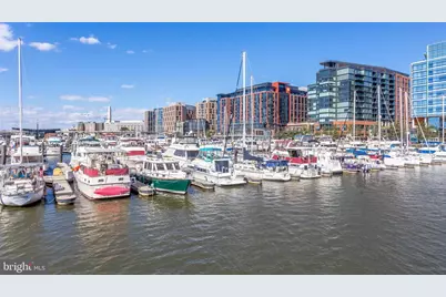 560 N Street SW #N114, Washington, DC 20024 - Photo 9