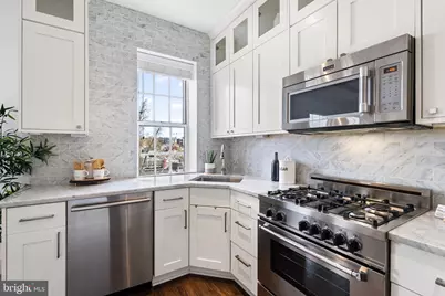 1801 16th Street NW #109, Washington, DC 20009 - Photo 9