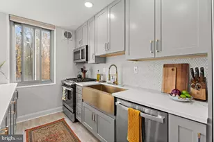 4200 Cathedral Ave NW, Washington, DC 20016 - Photo 11