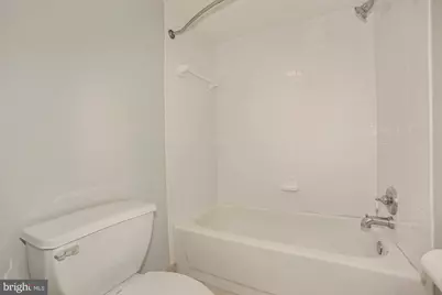 3611 38th Street NW #403, Washington, DC 20016 - Photo 11