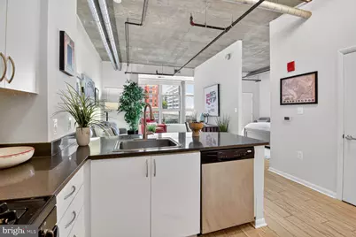 1300 N  Street NW #214, Washington, DC 20005 - Photo 11