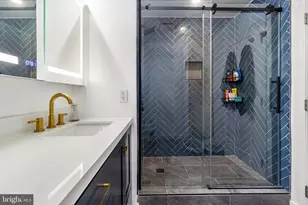 437 New York Ave NW, Washington, DC 20001 - Photo 9