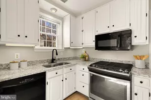 3918 17th Pl NE, Washington, DC 20018 - Photo 17