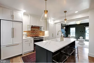 708 I Street SE, Washington, DC 20003 - Photo 15