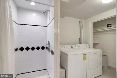 708 I Street SE, Washington, DC 20003 - Photo 39