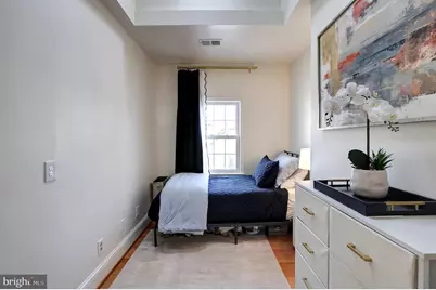 708 I Street SE, Washington, DC 20003 - Photo 25