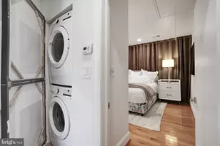 708 I St SE, Washington, DC 20003 - Photo 23