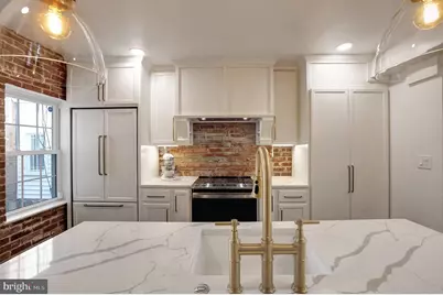 708 I Street SE, Washington, DC 20003 - Photo 11