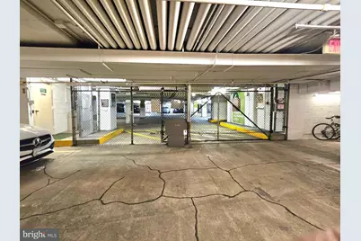 1080 Wisconsin Avenue NW #2020, Washington, DC 20007 - Photo 27