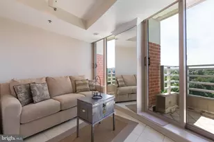 1275 25th St NW, Washington, DC 20037 - Photo 19